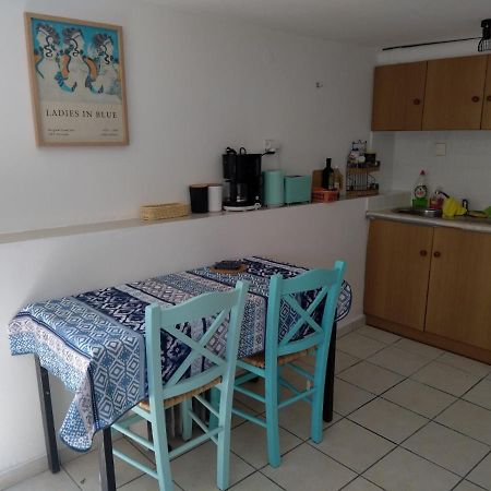 Artemis Ermoupoli Centre Appartement Pour Petit Budget Backpackers Dış mekan fotoğraf