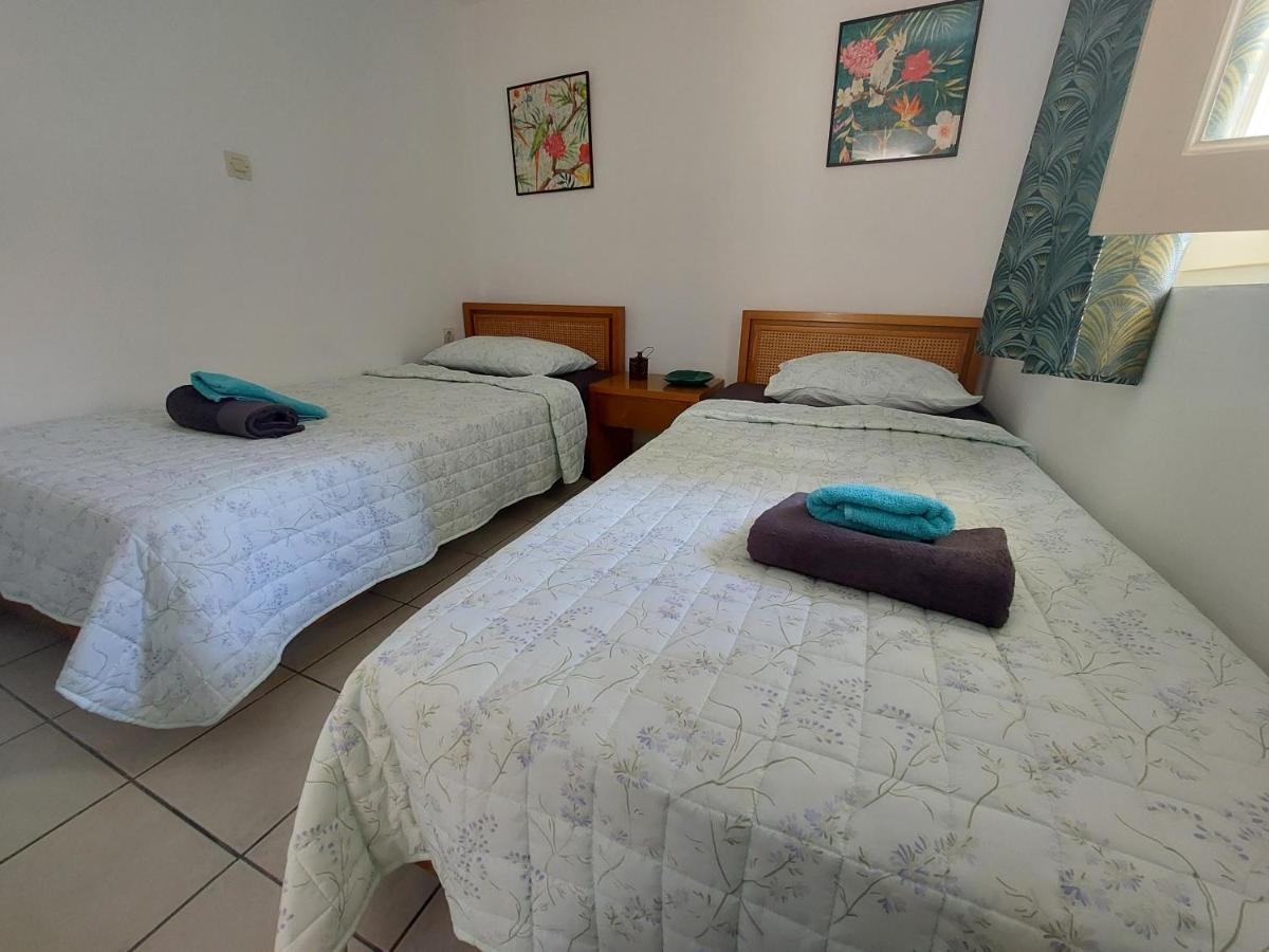 Artemis Ermoupoli Centre Appartement Pour Petit Budget Backpackers Dış mekan fotoğraf